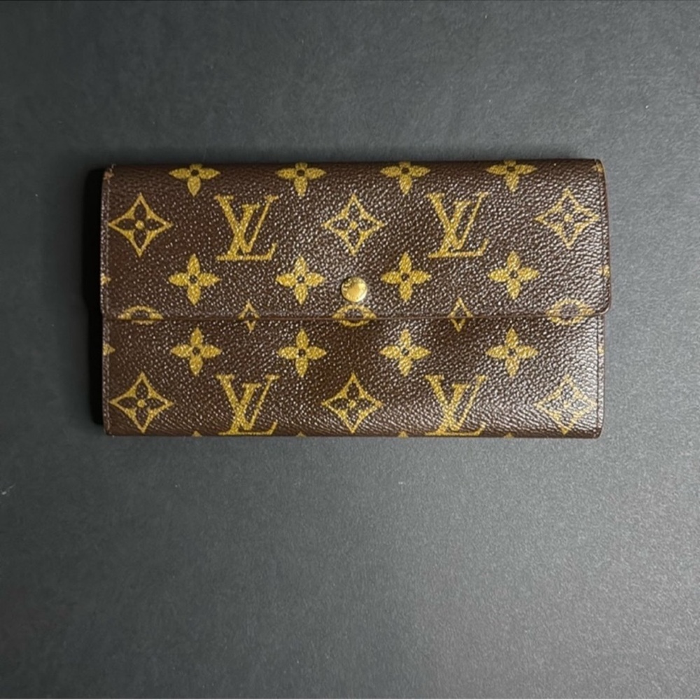 Louis Vuitton ‘Sarah’ Wallet - Picture 2 of 15